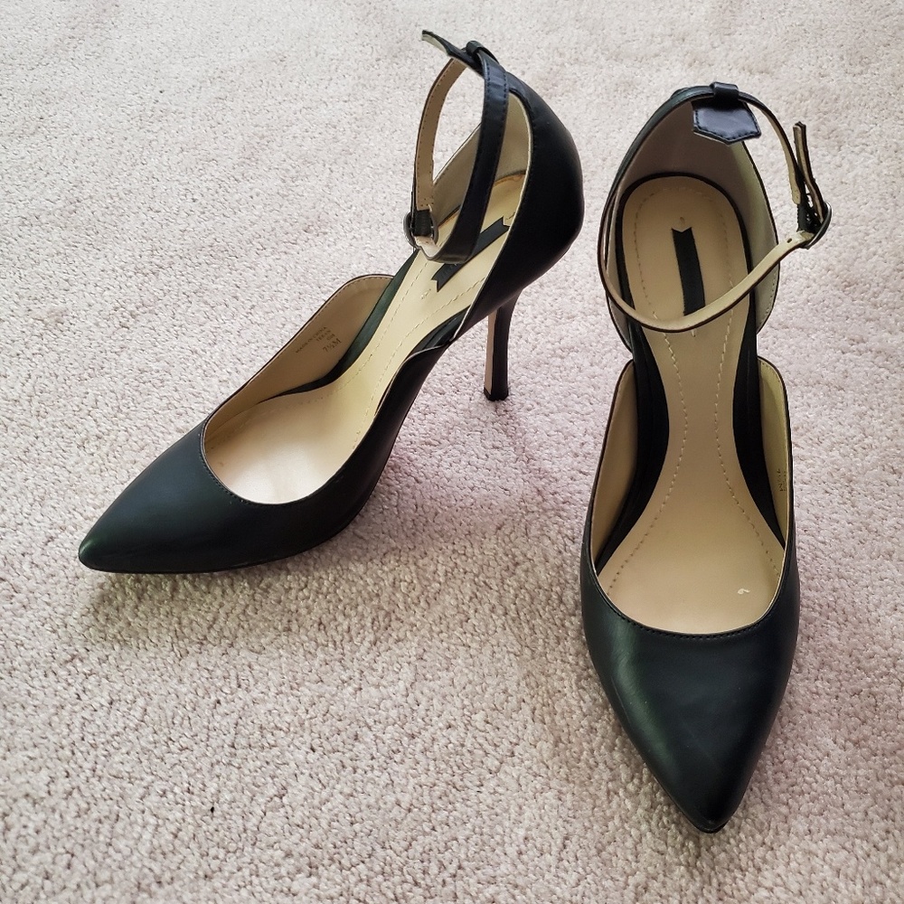 Max Studio Teran heels